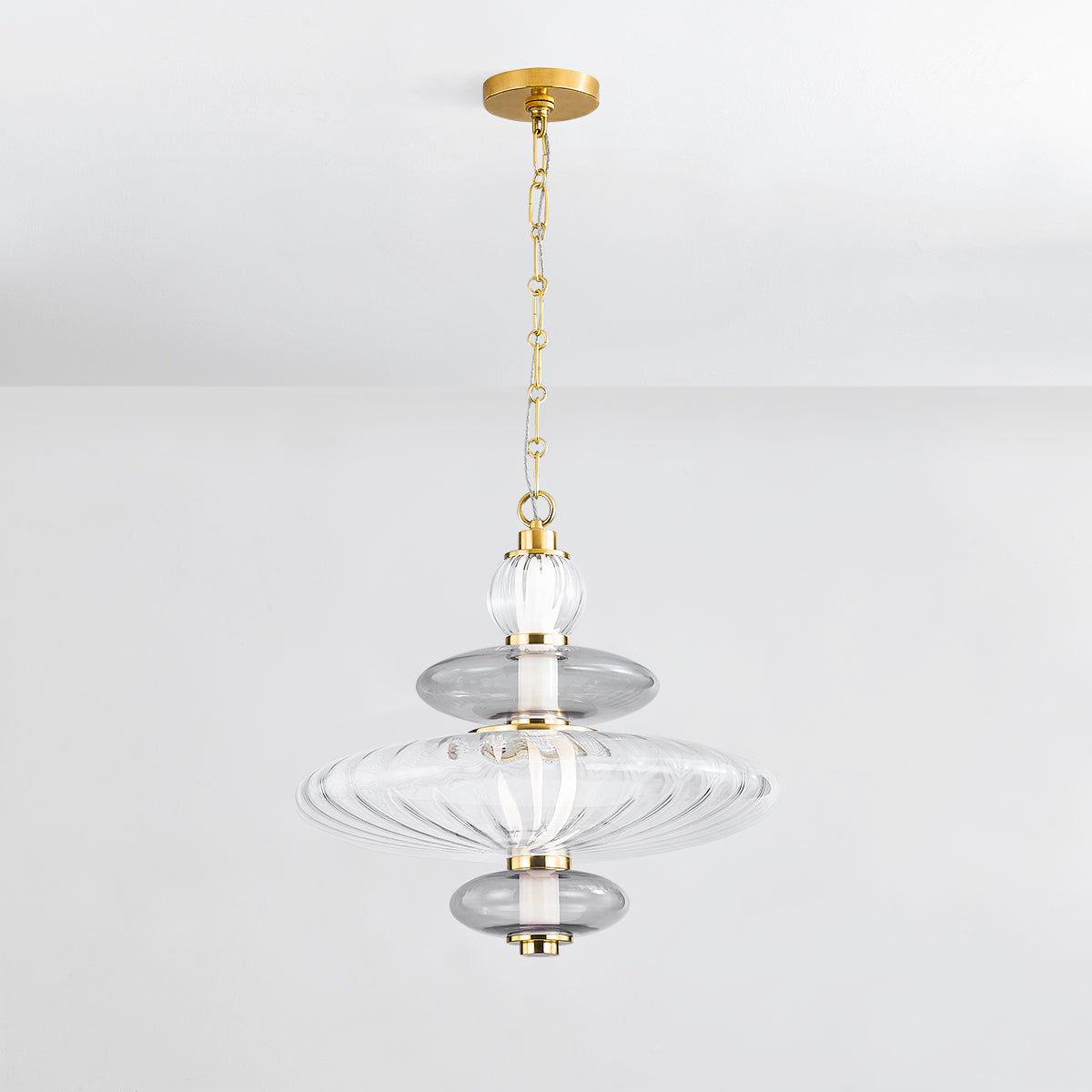 Hudson Valley Williams 19" Pendant in Aged Brass, alternate view 2