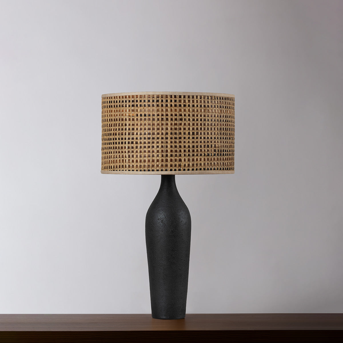 Hudson Valley Wingdale Table Lamp Aged Brass/Ceramic Black Ash detail view 1
