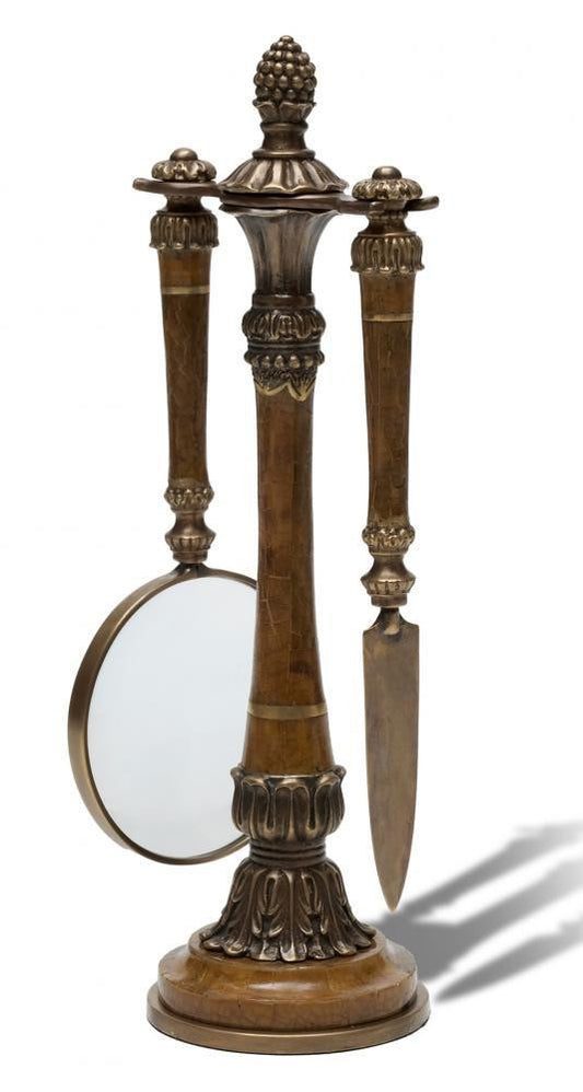 Maitland-Smith-89-1611