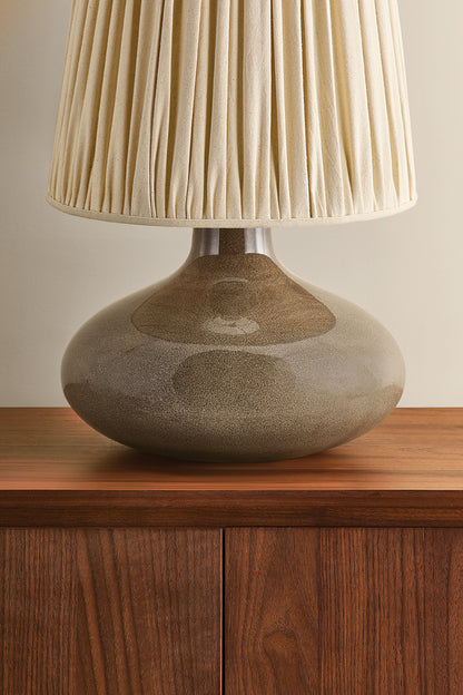 Mitzi by Hudson Valley Lighting Clementine Table Lamp in Aged Brass / Ceramic Mocha Luce, detail view 1