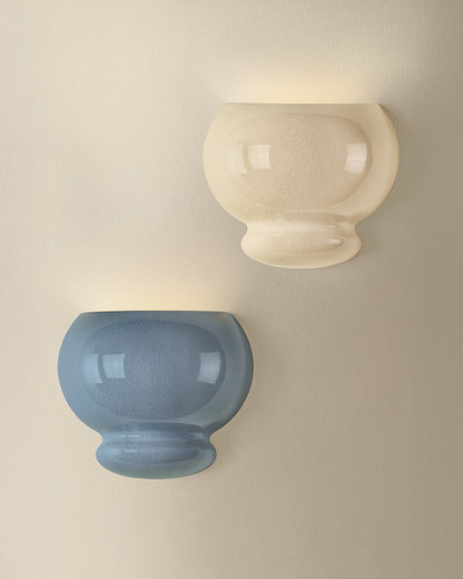 Mitzi by Hudson Valley Lighting Pia Wall Sconce in Aged Brass / Ceramic Chateau Crackle, detail view 1