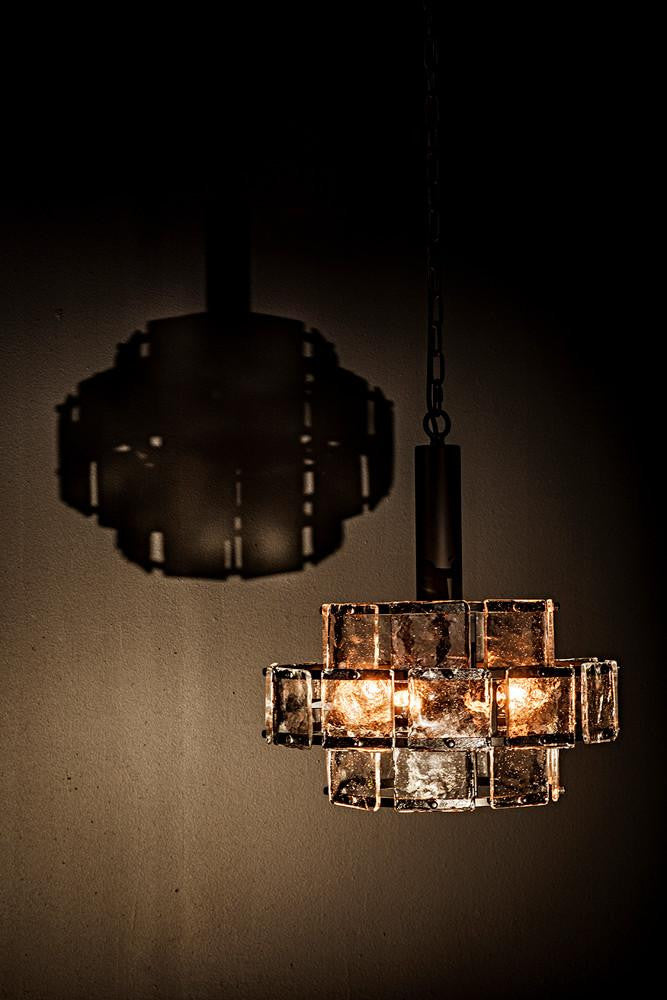 Noir Bergdorf Pendant