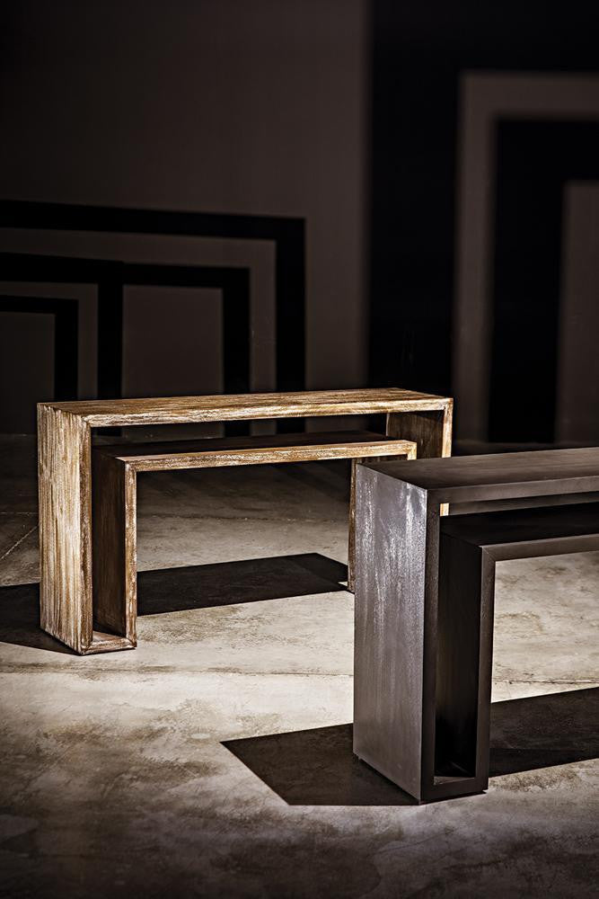 Noir Caine Console Pale