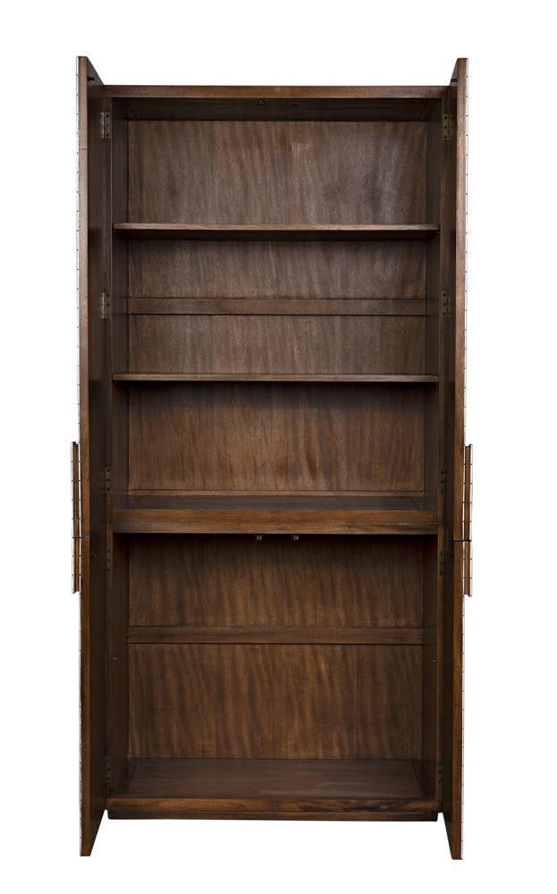 Noir Clash Hutch