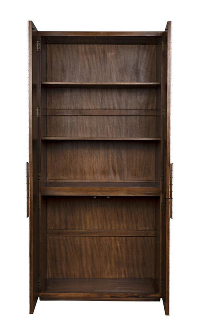 Noir Clash Hutch