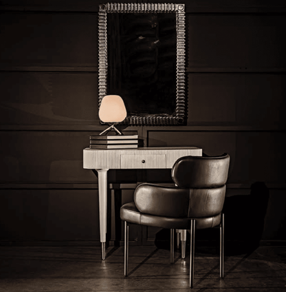 Noir Foka Table Lamp