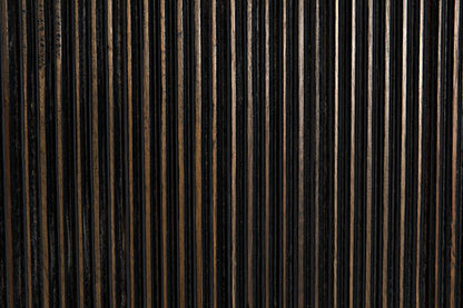 Noir Noho Hutch