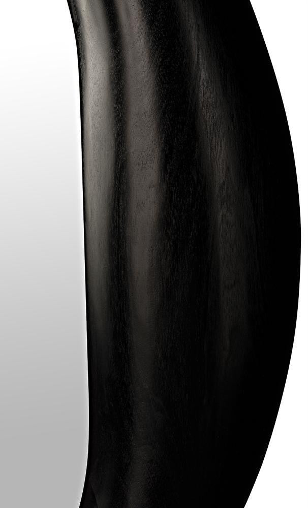 Noir Oh Mirror