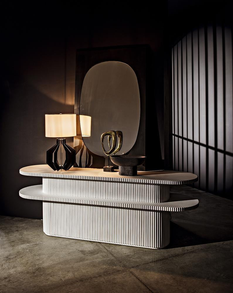 Noir Parker Console