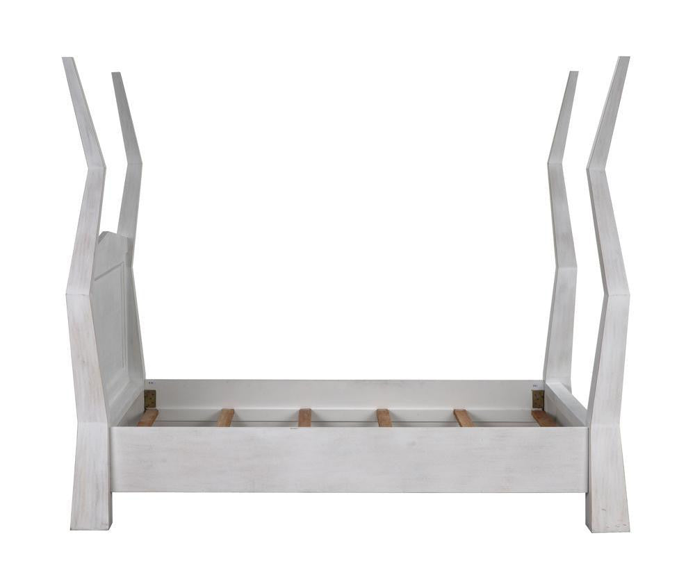 Noir Patras Bed, Queen, White Wash