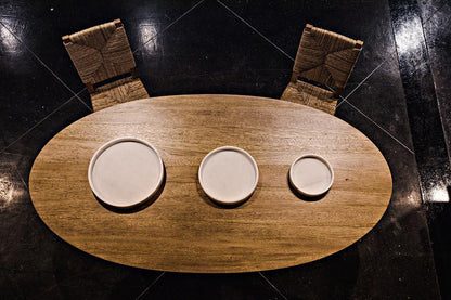 Noir Round Tray, White, 16"W (AC138-16 YUU6013FW6)