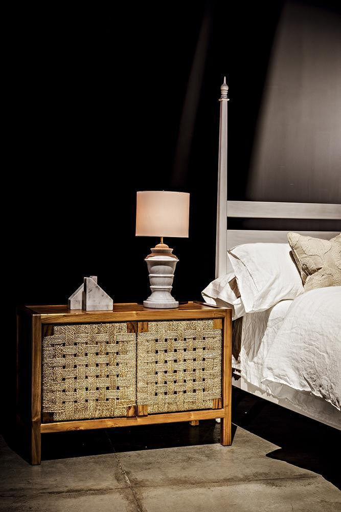 Furniture-Noir-AC141