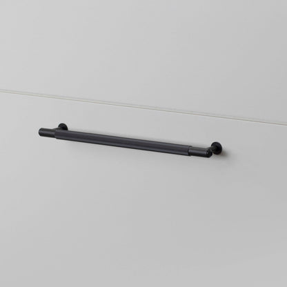 Pull Bar - Linear, Medium, Black