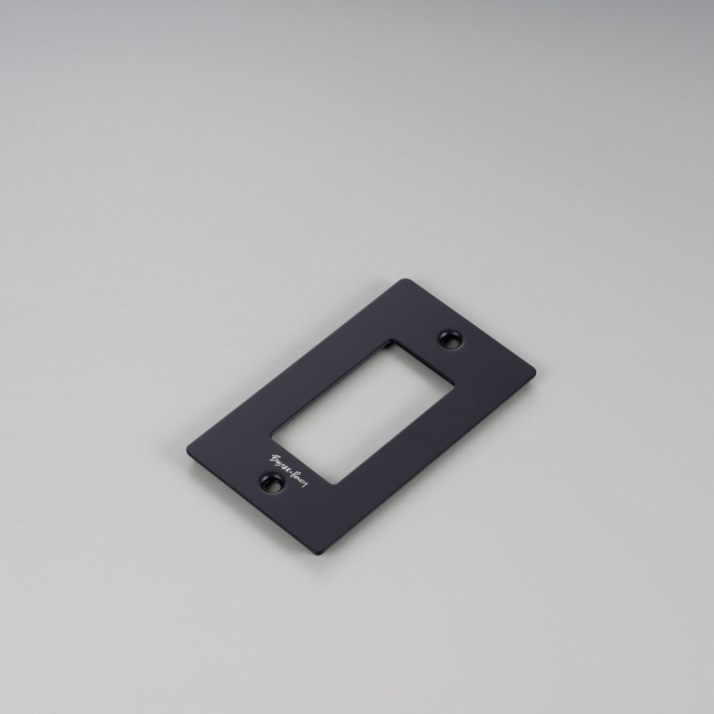 Wall Plate - 1G, Logo, Black