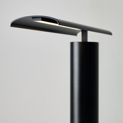Visual Comfort Modern Kadia Table Lamp Brass