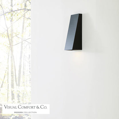 Visual Comfort Modern Pitch LED Outdoor Wall Mount 277V Black
