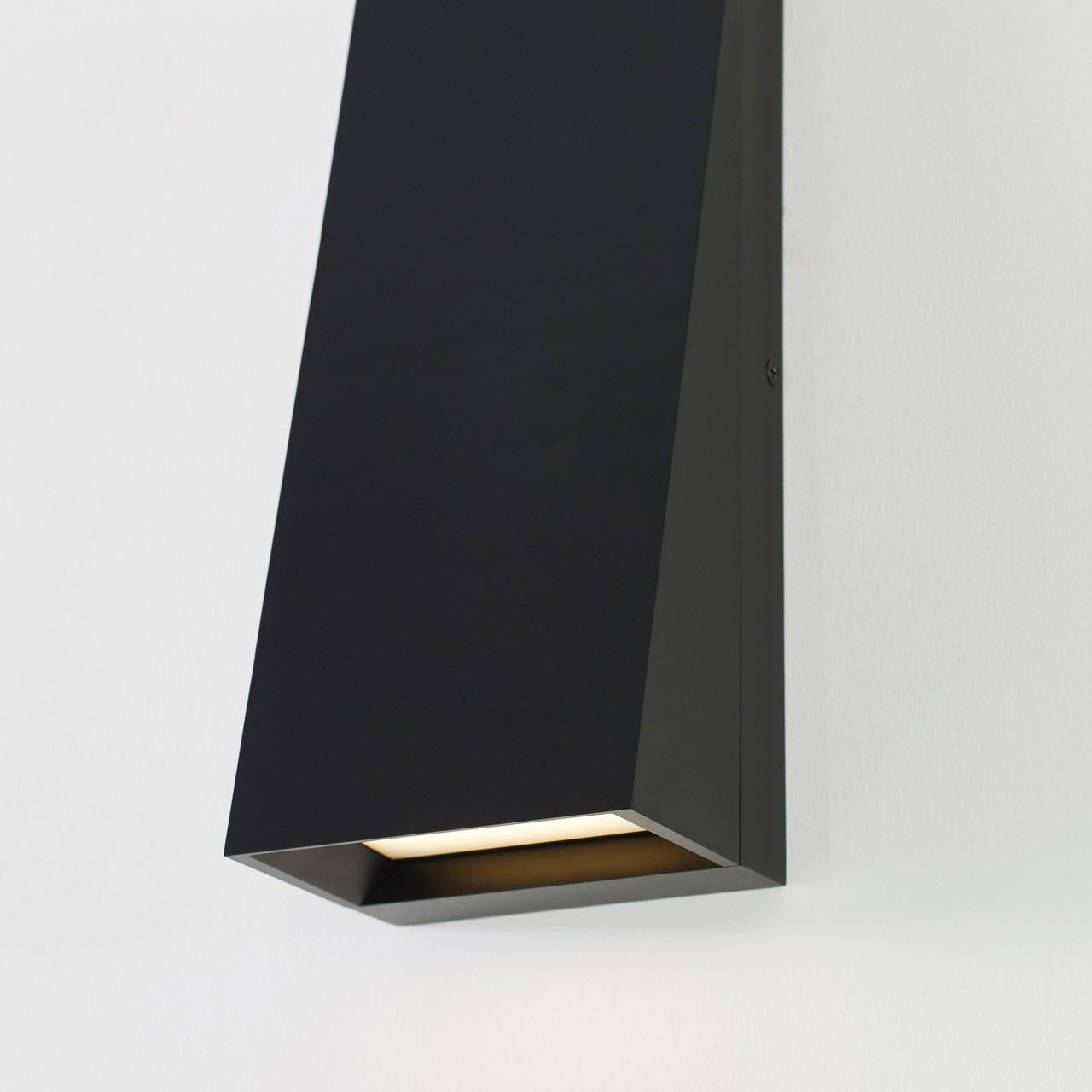 Visual Comfort Modern Pitch Outdoor Wall Mount Bronze