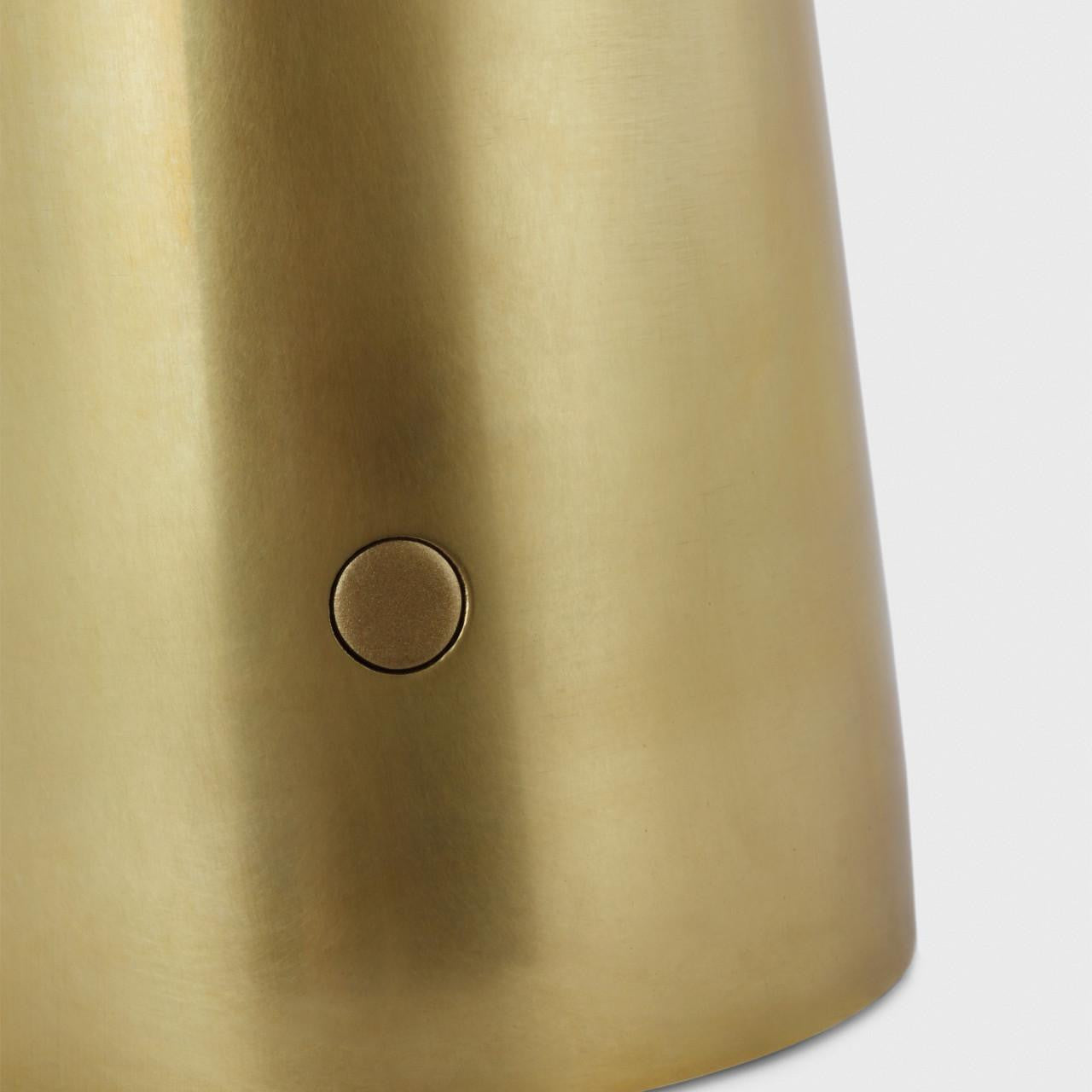 Visual Comfort & Co. Modern Collection Sesa Accent Rechargeable Table Lamp