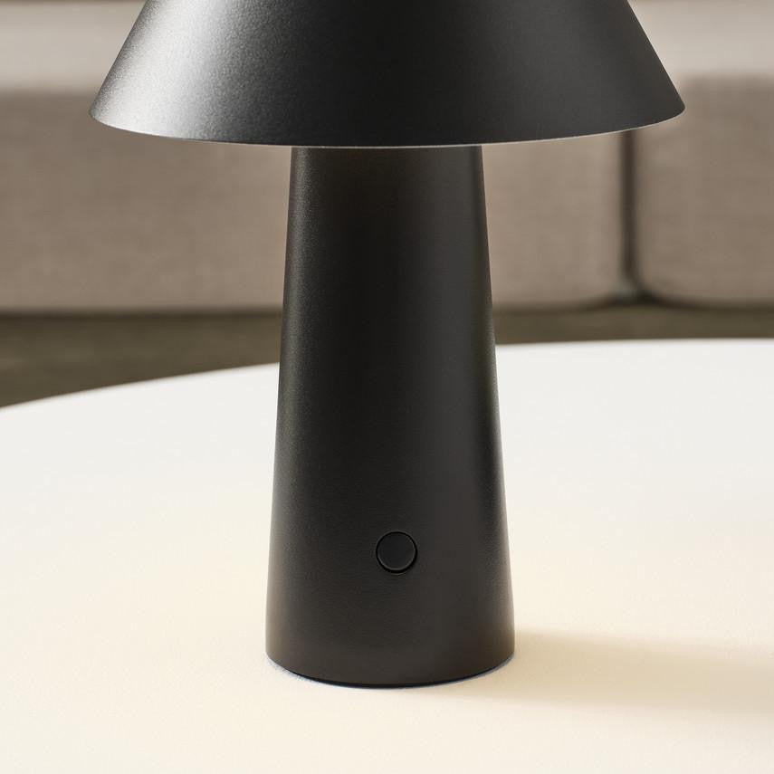 Visual Comfort & Co. Modern Collection Sesa Short Accent Rechargeable Table Lamp