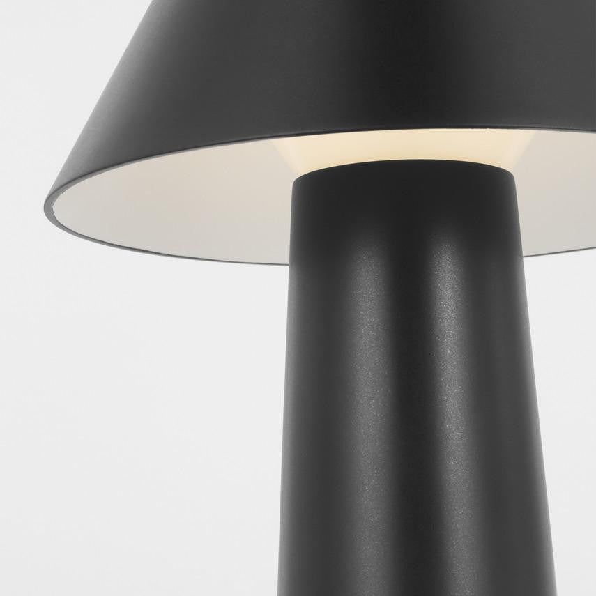 Visual Comfort & Co. Modern Collection Sesa Short Accent Rechargeable Table Lamp