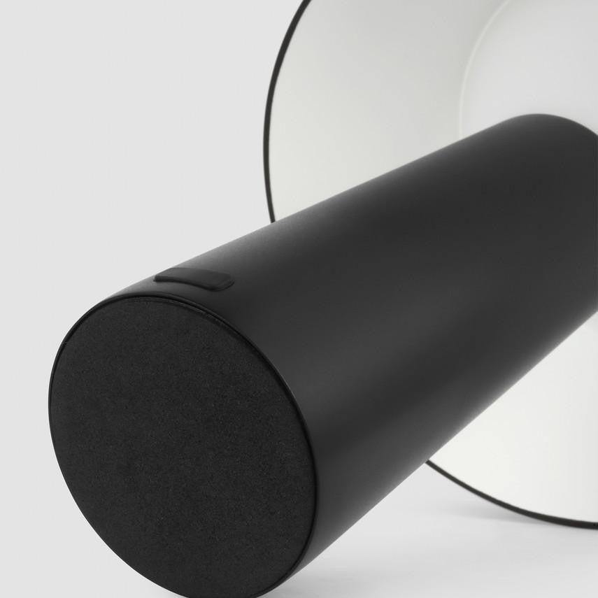 Visual Comfort & Co. Modern Collection Sesa Short Accent Rechargeable Table Lamp