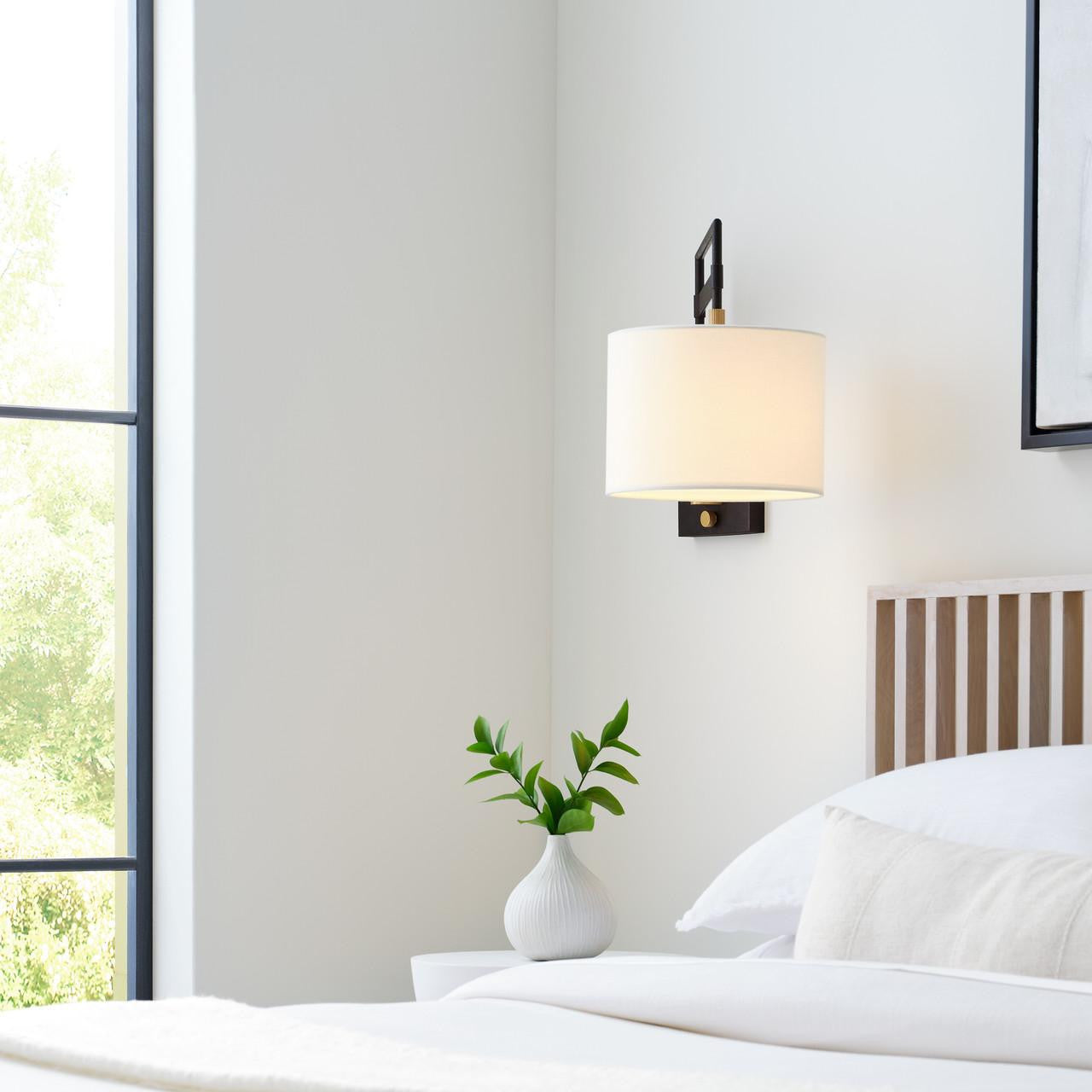Visual Comfort & Co. Signature Collection Gael Medium Articulating Wall Light