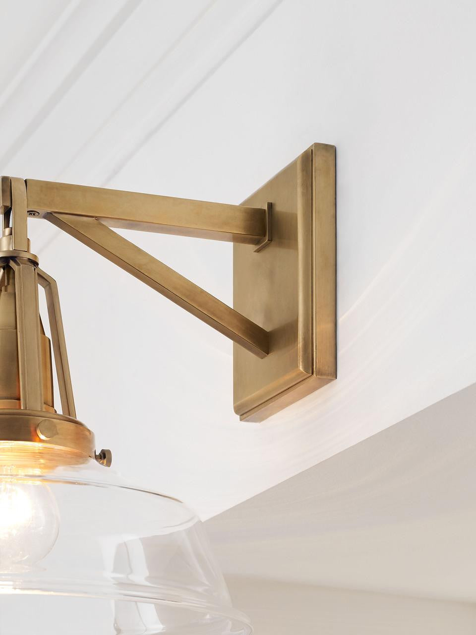 Visual Comfort & Co. Signature Collection Layton Wall Sconce