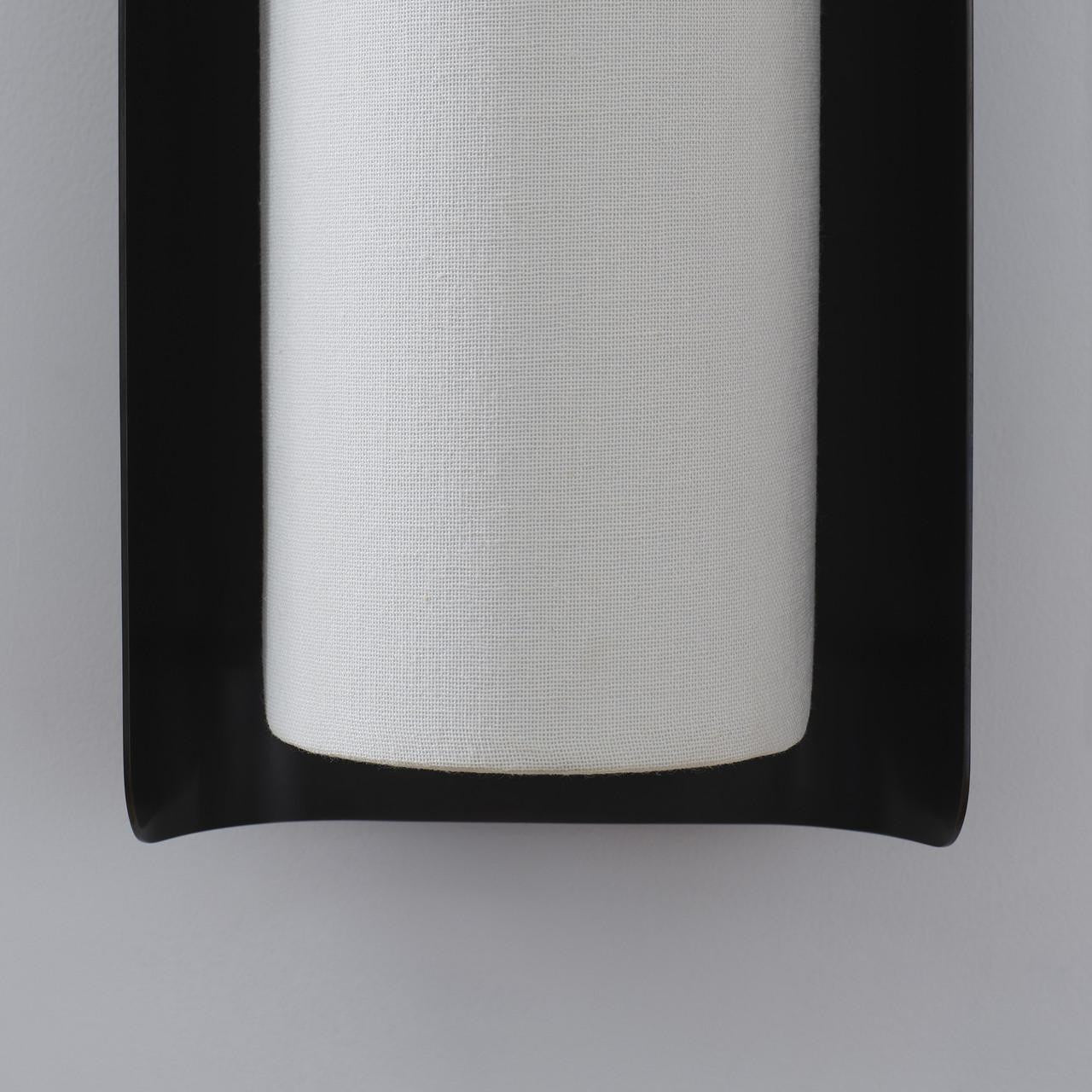 Visual Comfort & Co. Signature Collection Penumbra 21" Sconce