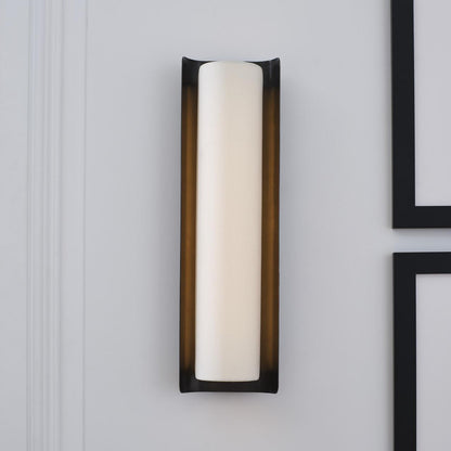 Visual Comfort & Co. Signature Collection Penumbra 21" Sconce