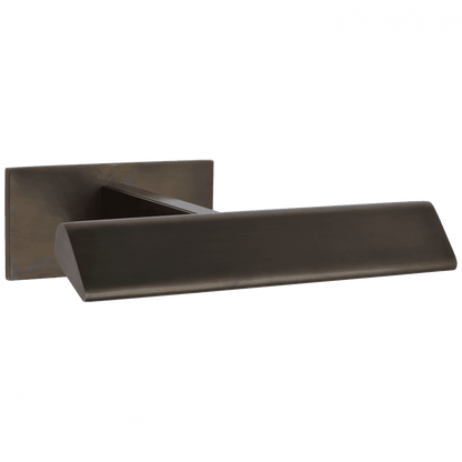 Visual Comfort Signature Petrel Picture Light Bronze
