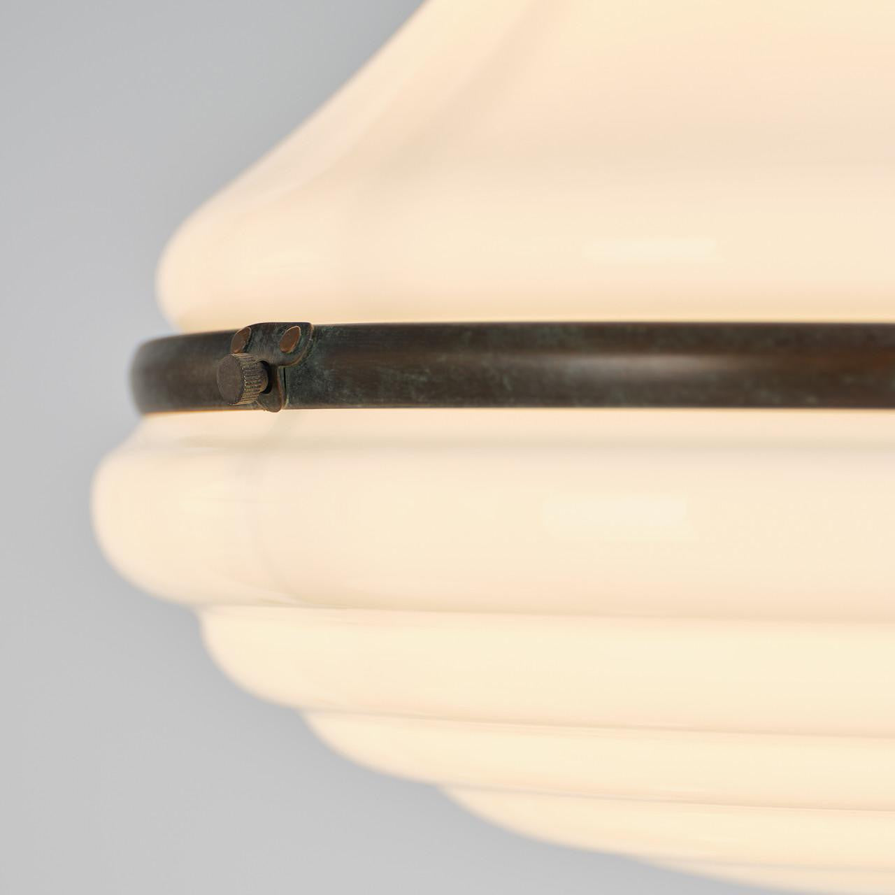 Visual Comfort & Co. Signature Collection Wesley 15" Pendant