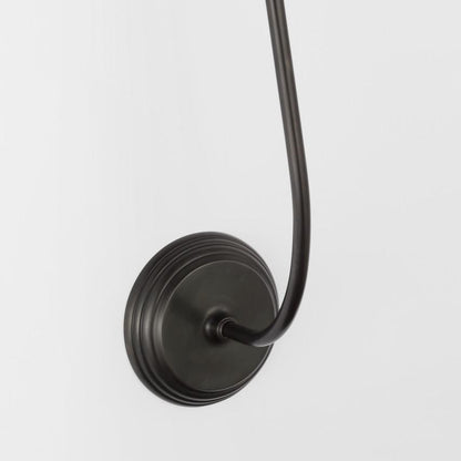 Visual Comfort & Co. Signature Collection Wyatt 39" Statement Sconce